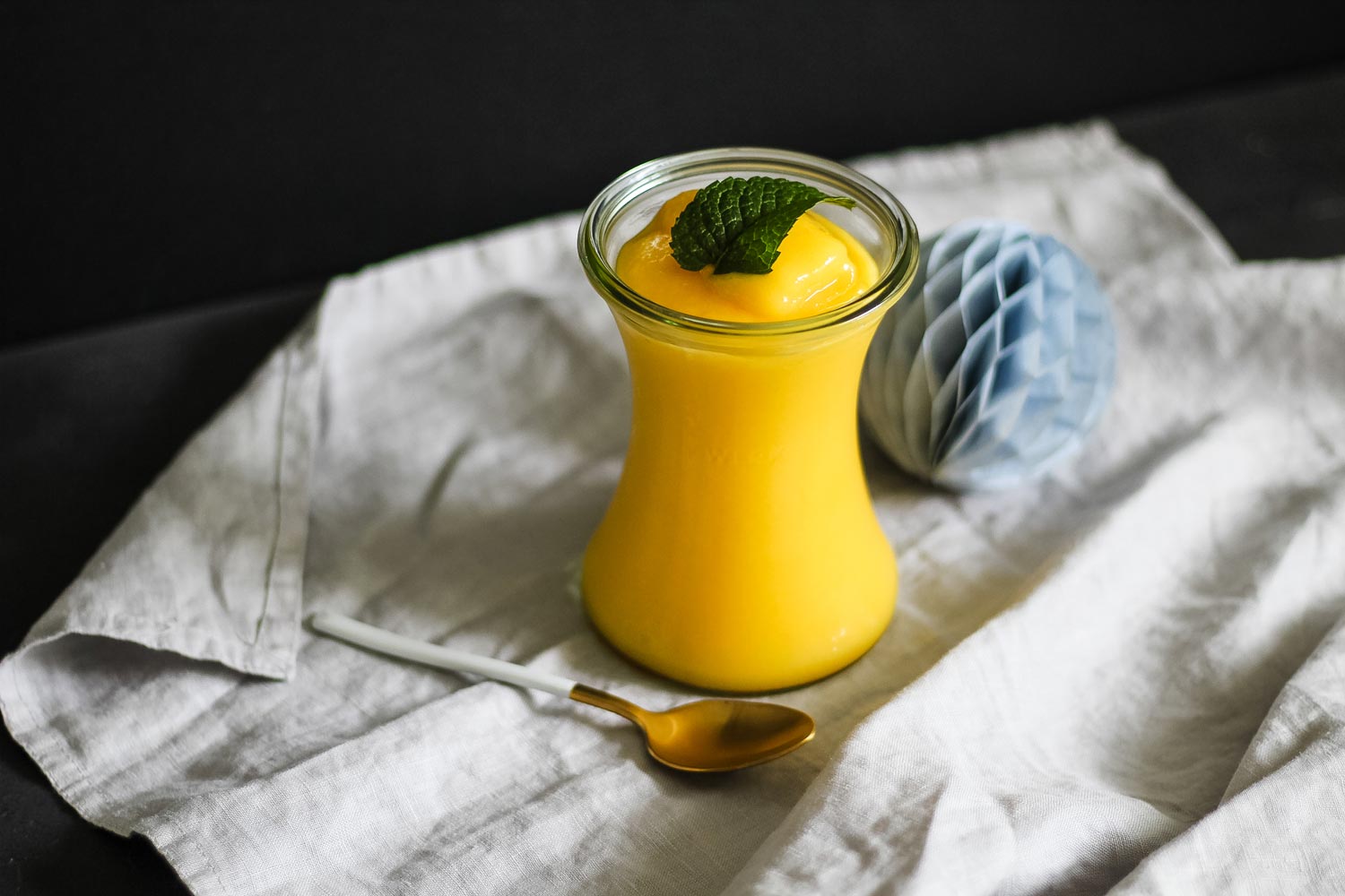 Frozen Mango Daiquiri