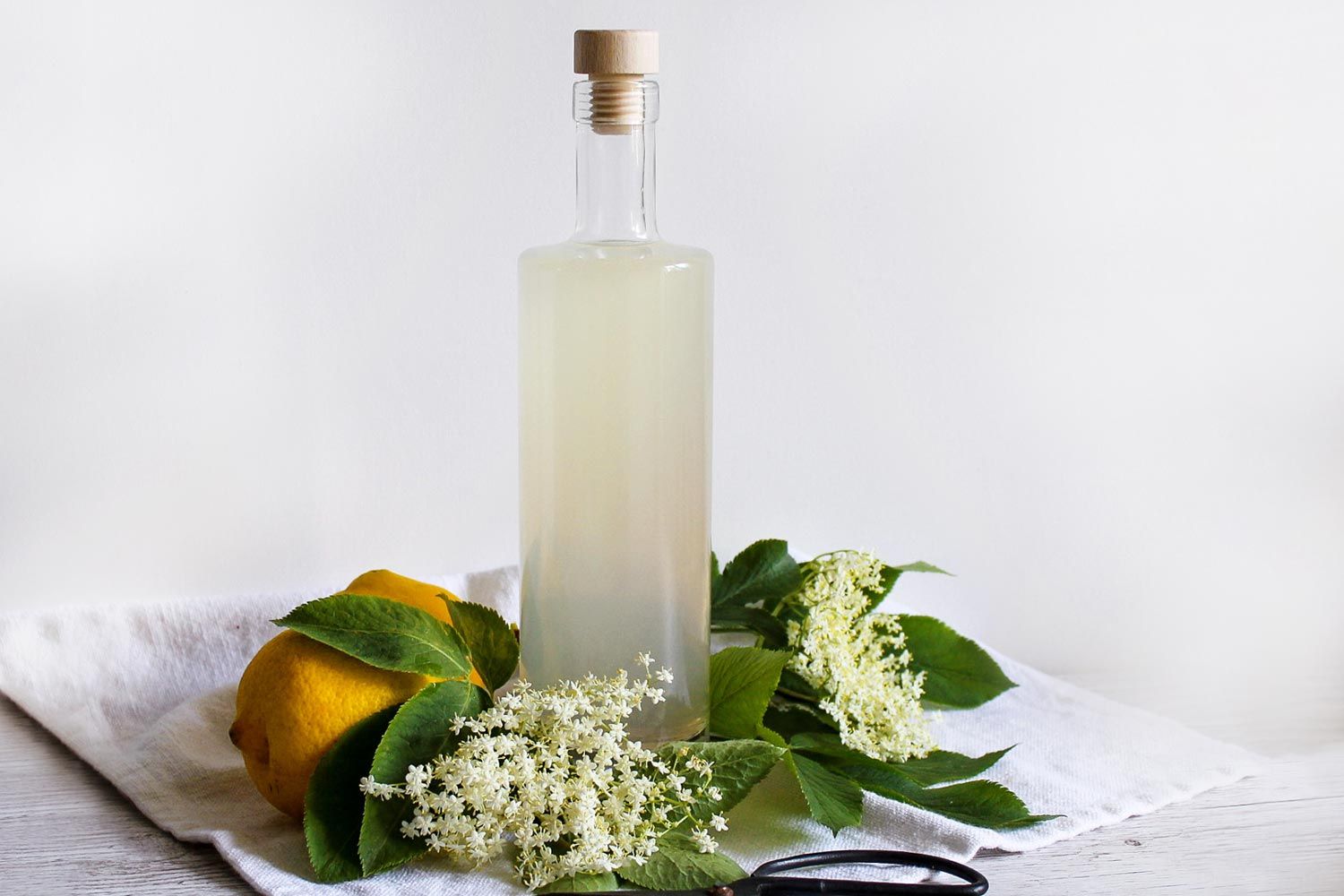 Holunderblütensirup - Rezept